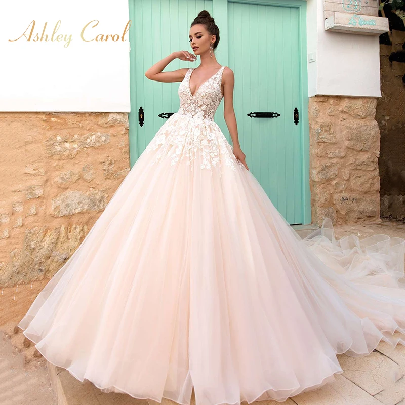

Ashley Carol Appliques A-Line Wedding Dress 2019 Beading V-neck Lace Court Train Backless Princess Bridal Gown Vestido de Noiva