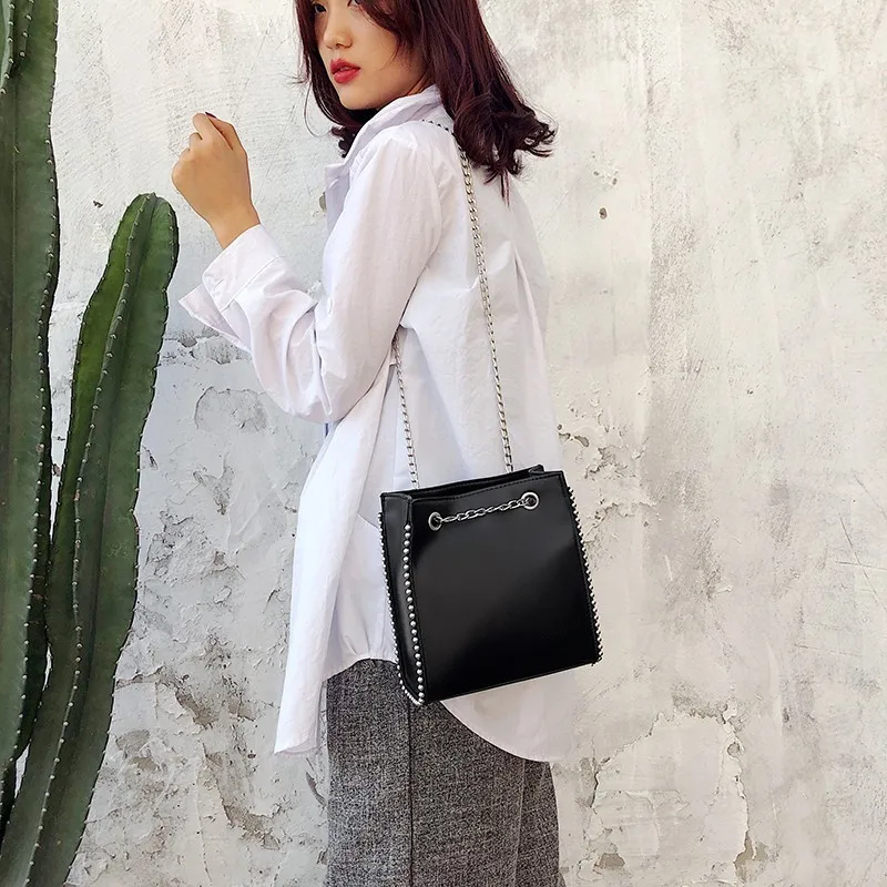 

2019 New small shoulder bag for women messenger bags ladies retro PU leather handbag Solid chain female crossbody bag