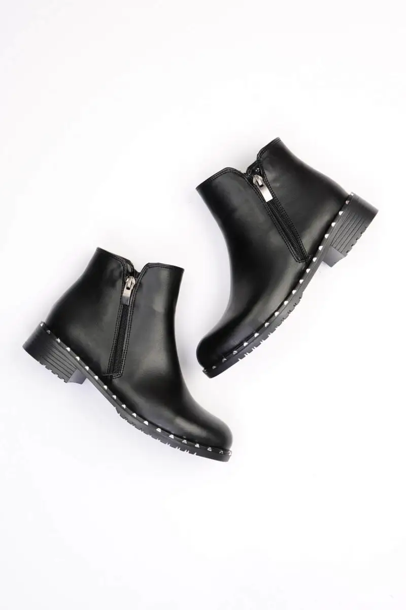 

Bambi Black Women Boots G0409440509