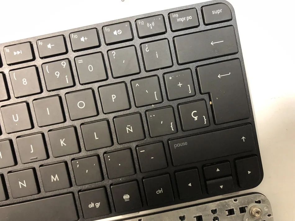 Spanish Laptop Keyboard For HP Pavilion DM1-4000 DM1-3000 3115M 3125 big Screw black SP Layout Spanish Laptop Keyboard For HP Pavilion DM1-4000 DM1-3000 3115M 3125 big Screw black SP Layout