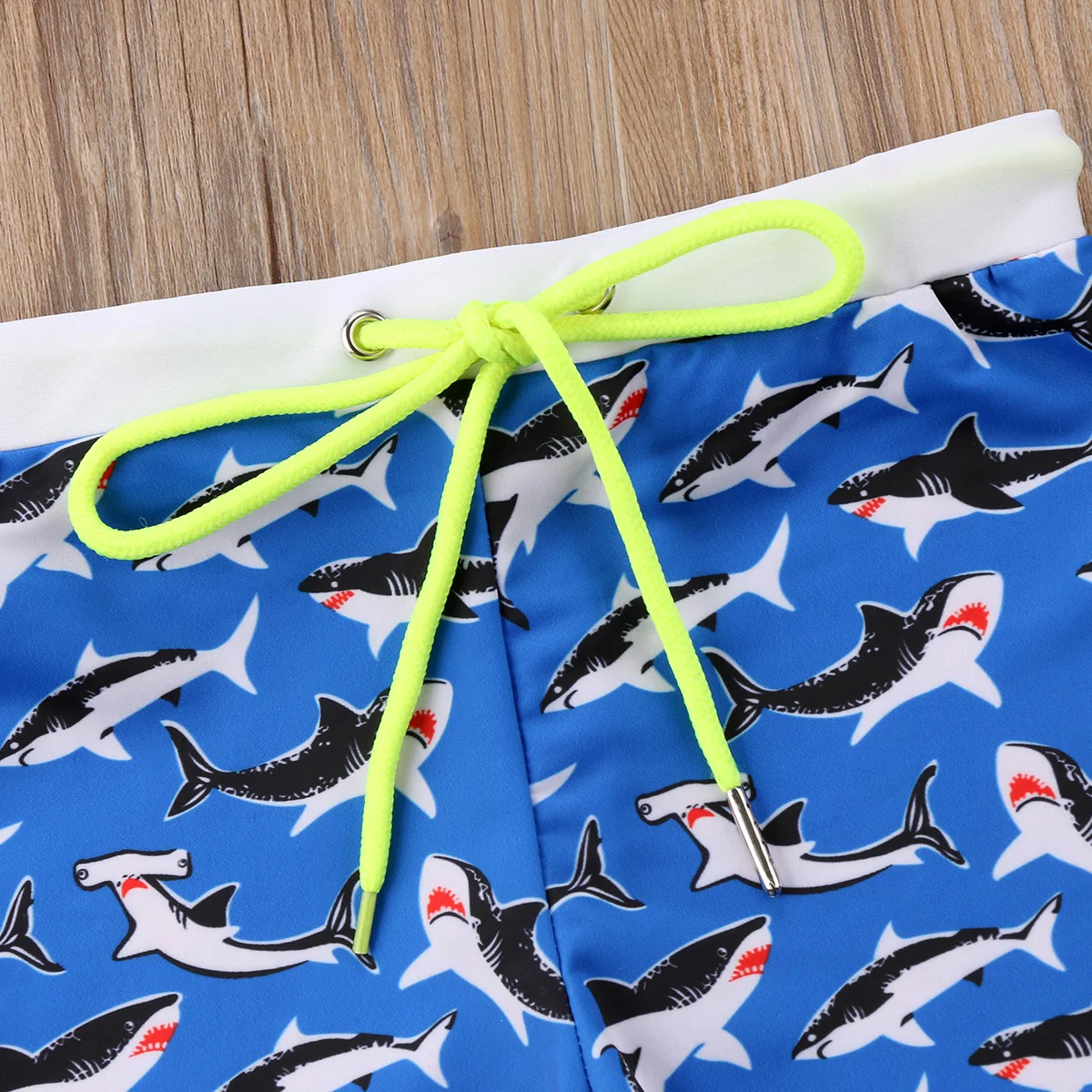 Летние трусы-боксеры в полоску с акулой для мальчиков; плавки для плавания; пляжная одежда для детей