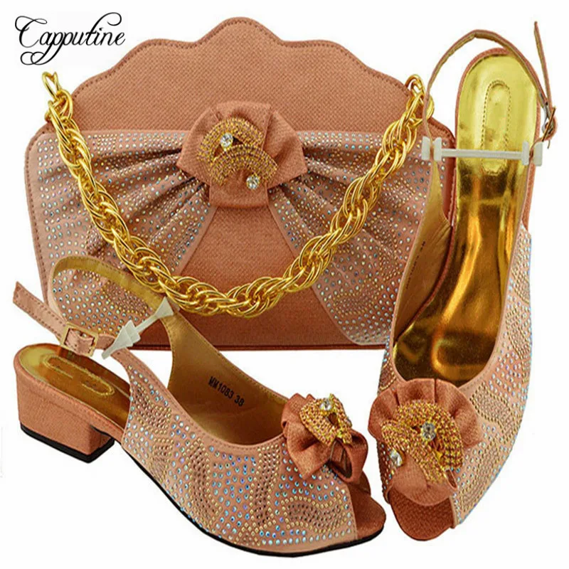

High Quality New Design Peach Color Shoes And Bag Set African Ladies Middle Heels Shoes And Bag Set For Party On Stock M1083