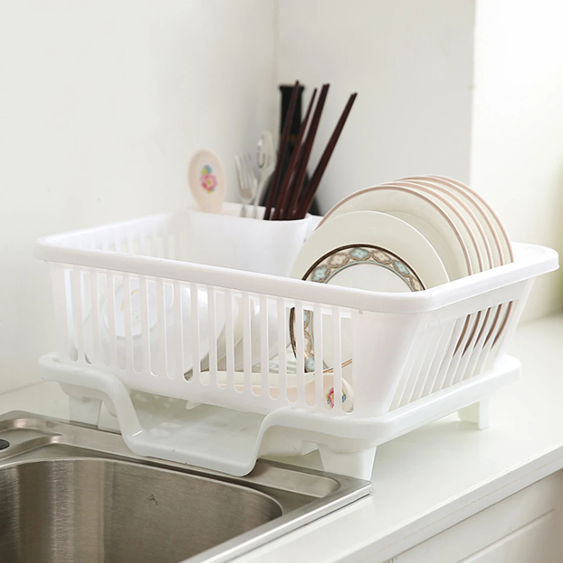 

HIPSTEEN Plastic Draining Rack Kitchen Storage Shelf Basket Utensil Drainer for Tableware Draining Storage Organizer- White L