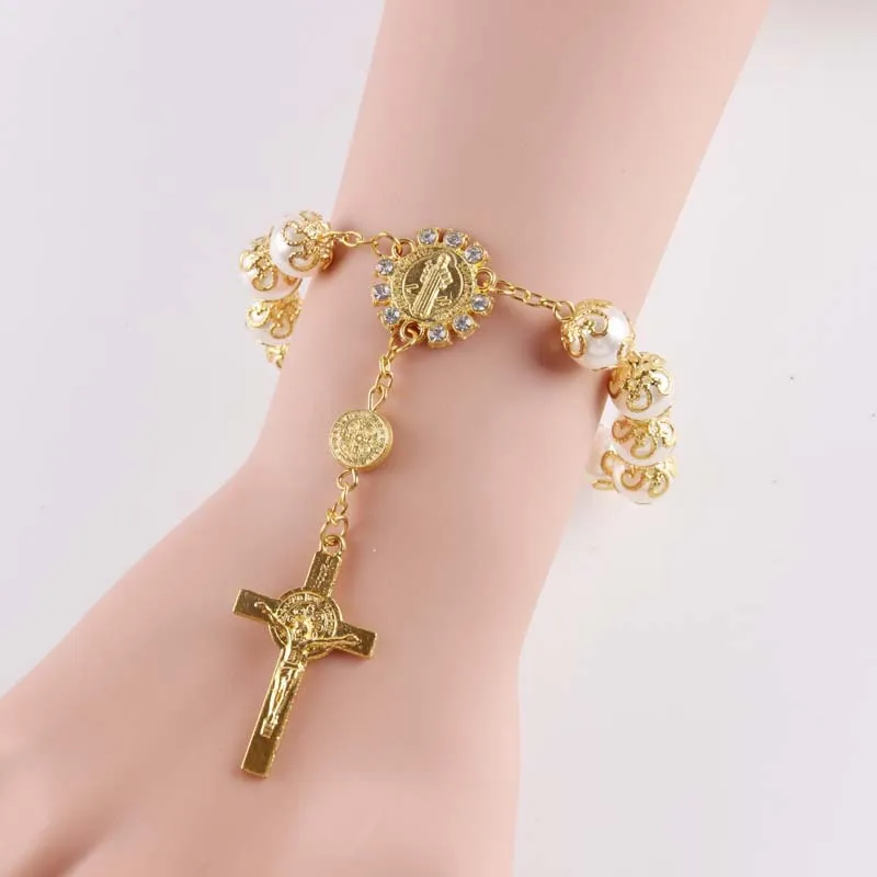 

2019 Religious Jewelry Catholic Holy Grail Cross Rosary Bracelet Pearl Metal Chain Jesus Rosary Bracelets for Women Church Gifts