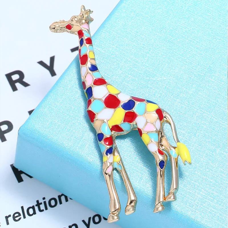 Exaggerated Animal Colour Oil Dripping Giraffe Brooch Pins jewelry Men and Women With the Same