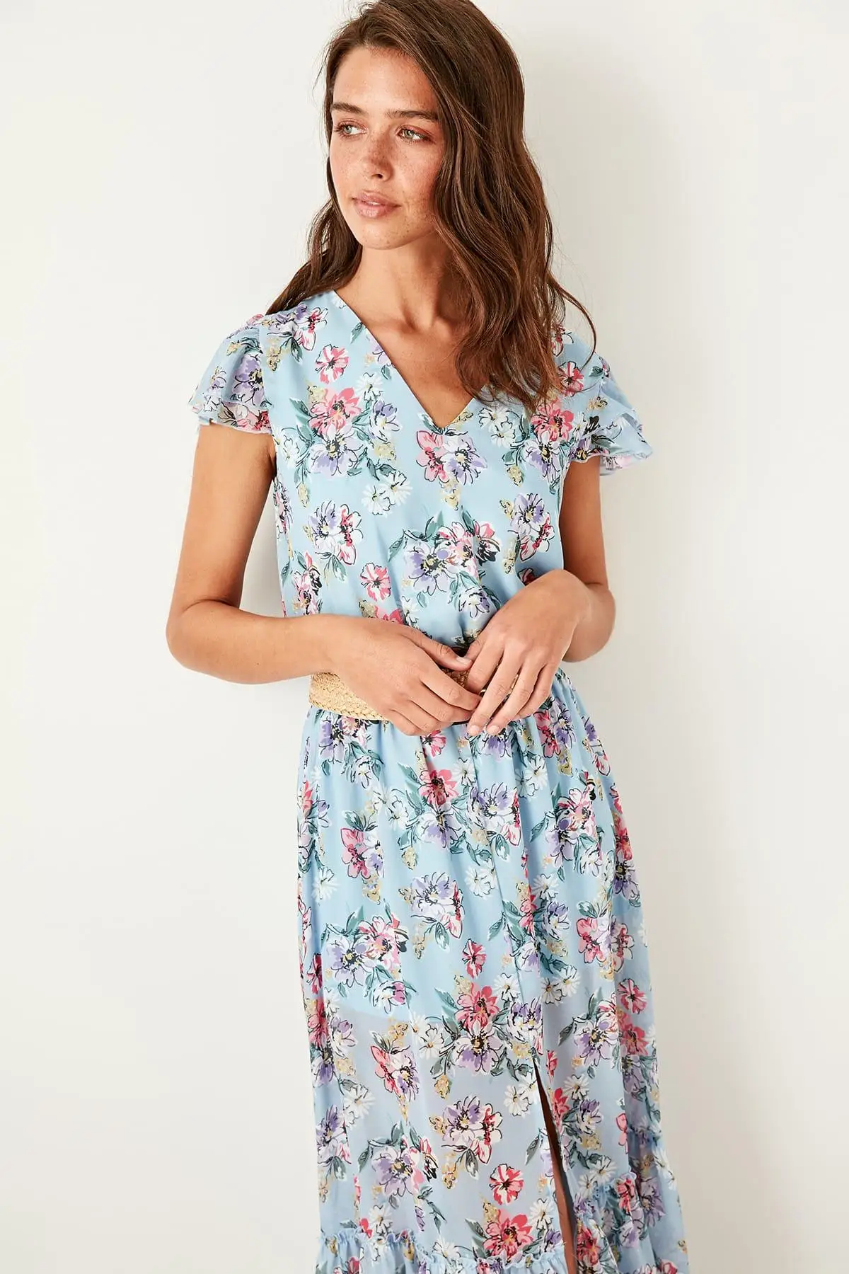 

Trendyol Blue Floral Pattern Dress TWOSS19FG0067