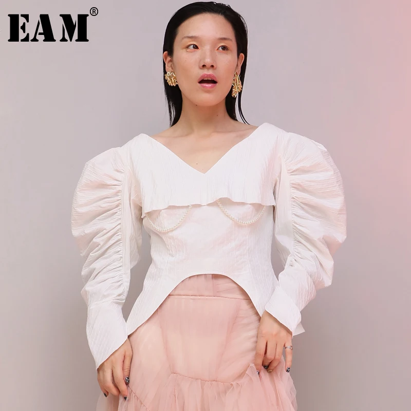 

[EAM] Women White Asymmetrica Pleated Blouse New V-collar Long Sleeve L Loose Fit Shirt Fashion Tide Spring Autumn 2019 YC851