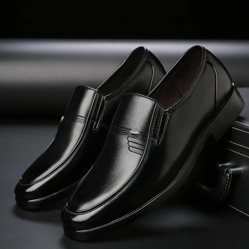 

Man Leather Shoes Business Shoe Black Head Dress Male Shoe Men Leather Casual Shoes