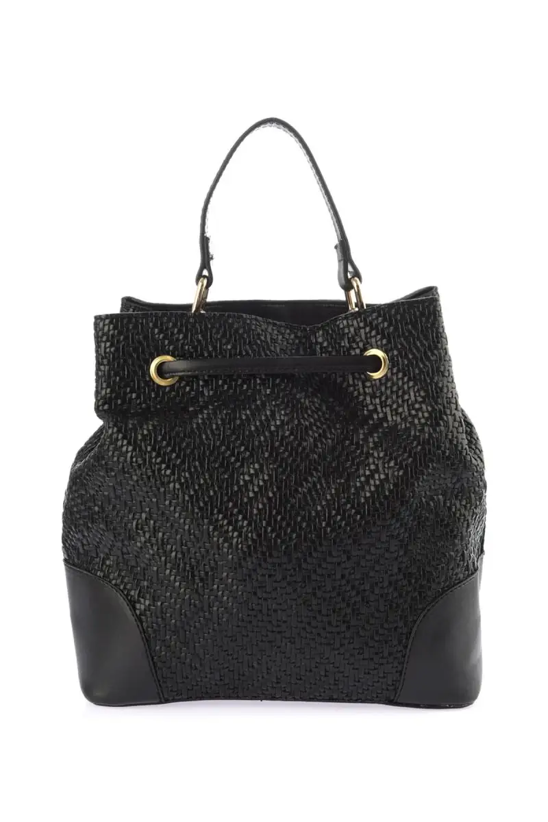 Trendyol Черная Текстурированная сумка на плечо TWOSS19TG0001| |