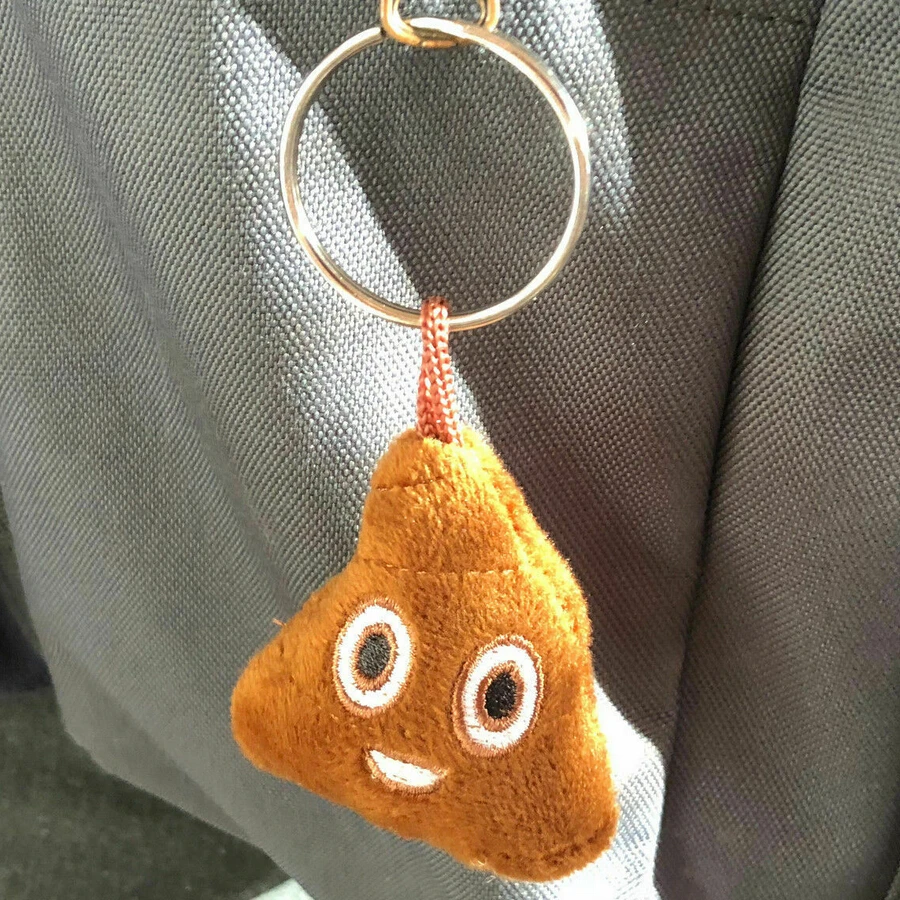 

2019 New Emoji Plush Emoticon Keychain Mini Toy Key Chain Ring Handbag Bag Decor Gift Cute Little Pendant Unisex Key Chains