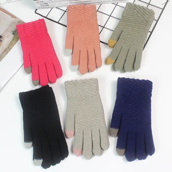 

2018 new 1Pair Woolen Golves Soft Comfortable Touch Screen Mittens Free Size Keep Warm Winter Full Finger Stripe Winter Knitted