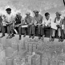 New York Construction Workers Lunching on a Crossbeam 1932 Poster Print by Charles C. Ebbets (24 x 48) | Дом и сад
