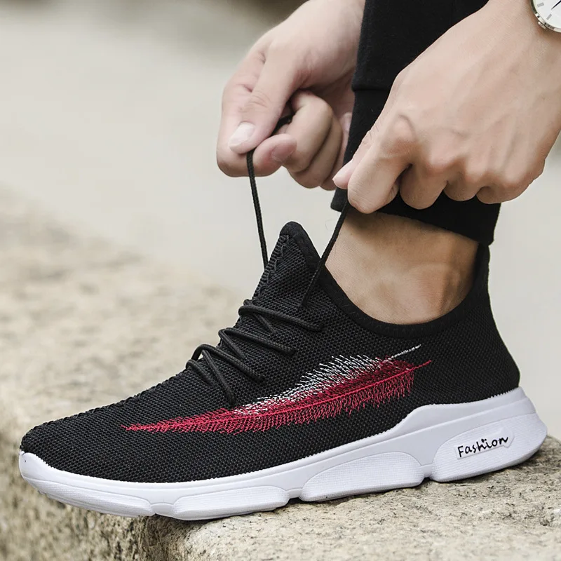 Men Casual Shoes Men Mesh Light feather embroidery black Sneakers Breathable Elastic band Walking shoes Zapatillas de deporte