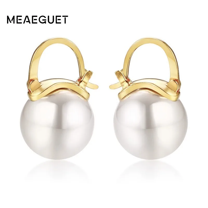 

White Black Freshwater Pearl Stud Earrings For Women Charm Bohemia Earings For Girl Ladies Gifts