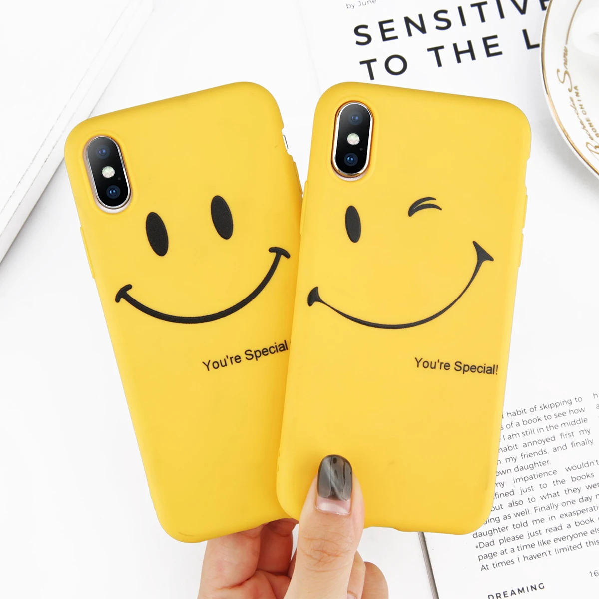 

KJOEW Cute Cartoon Smiley face Pattern Shell Plain Simple Back Cover Letter Case For iPhone X 6 6S 7 8 Plus Soft Silicone Funda