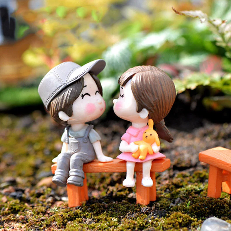 Miniature PVC Lovers Couple Chair Figurines Miniatures Fairy Garden Gnome Moss Terrariums Resin Crafts Home Decoration