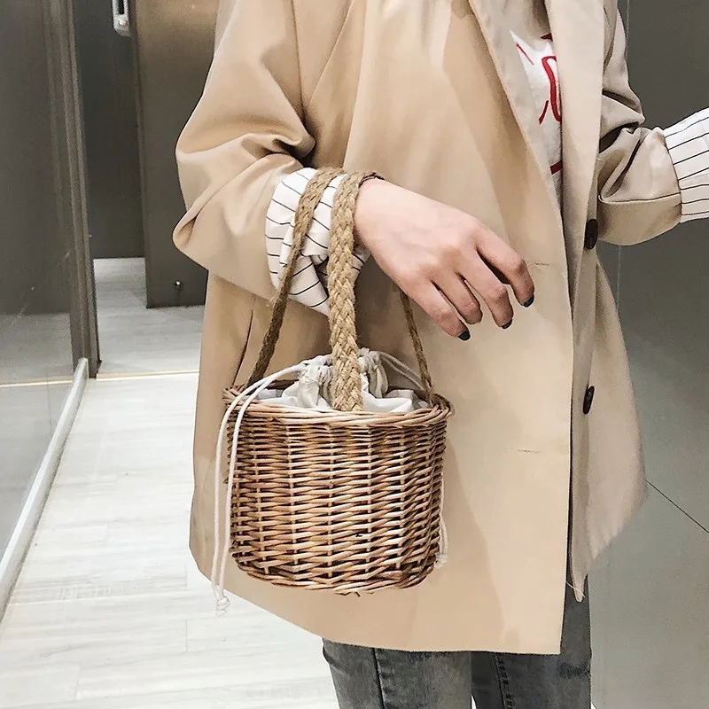 

Summer Handmade Bamboo Bags For Women 2019 New Fashion Small Bucket Shape Purses And Handbags Sac Ladies Stylish Tote Bags