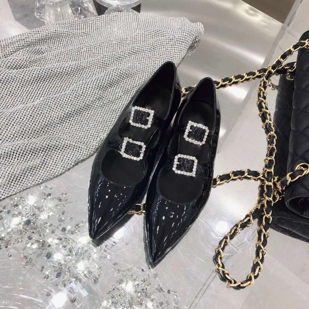 

19ss Patent Leather Rhinestone Square Buckle Mary Janes Shallow Casual Shoes Pointed Toe Soft Flat Loafers Low Heel Woman Shoes