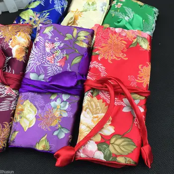 Wholesale 20pcs Chinese Handmade Vintage Silk Jewelry Rolls/Wallet/Purse Gift Bag for Traveling
Wholesale 20pcs Chinese Handmade Vintage Silk Jewelry Rolls/Wallet/Purse Gift Bag for Traveling