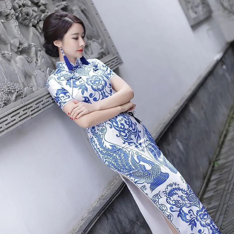 

Blue White Evening Dresses Printer Qipao China Vintage Cheongsam Plus Size Qi Pao 2019 Traditional Chinese Daily Dress Long