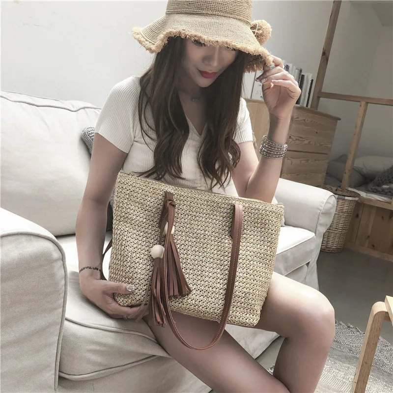 

Straw Beach Bag Crossbody Bags Women 2019 Summer Wicker Bag Female Designer Handbags Ladies Rattan Tassel Shoulder Messenger Bag