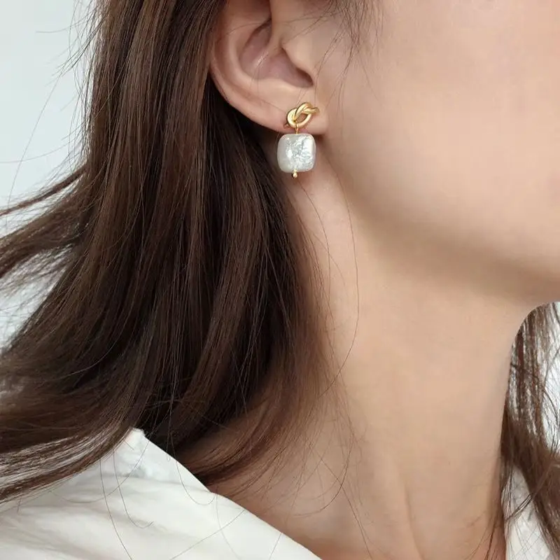 

Simple Natural Freshwater Pearls Dangle Earring Vintage Baroque Square Pearl Knotted Earrings