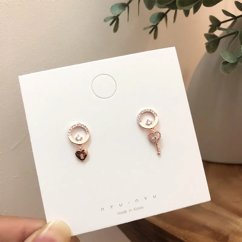 

2019 South Korea New Simple Korean Design Asymmetry Love Heart Lock Key Earrings Jewelry Gift For Women Girl Party