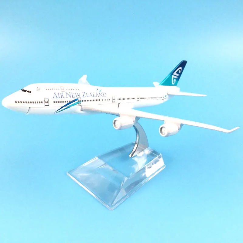 16cm Air New Zealand Boeing 747 Aircraft Model Diecast Metal Model Airplanes 1:400 Metal Aeroplane Plane Airplane Model Toy