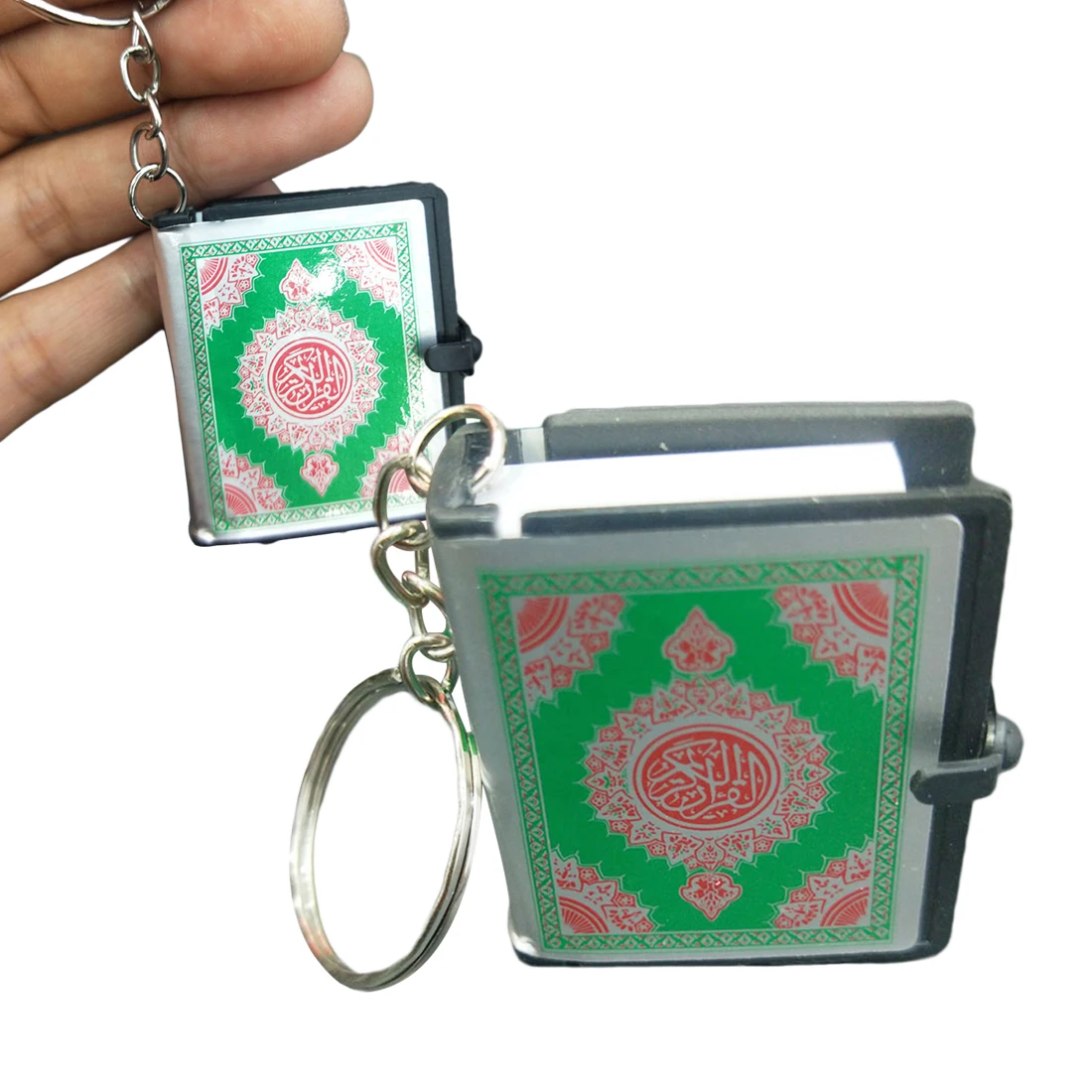 

1Pcs New Muslim Keychain Resin Islamic Mini Ark Quran Book Real Paper Can Read Pendant Key Ring Key Chain Religious Jewelry