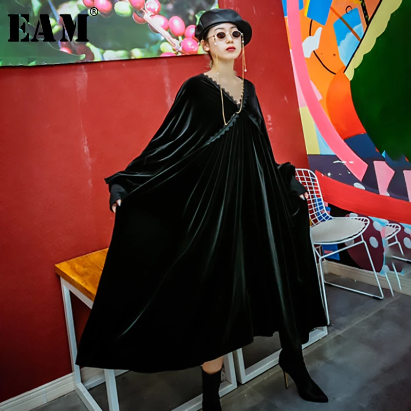 [EAM] Новинка, Осень-зима, v-образный вырез, длинный рукав, черное, свободное, большой размер, длинное, кружевное, стежка, вельветовое платье, женская мода, JQ129