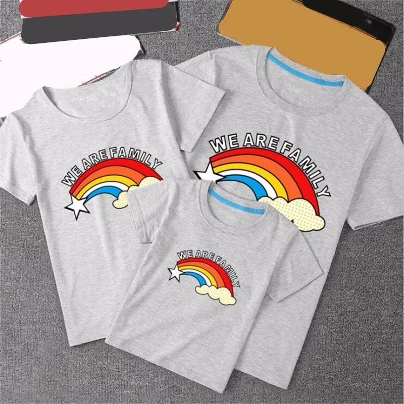 Футболка Rainbow Mommy and Me летняя одежда для матери дочери отца сына хлопковый топ