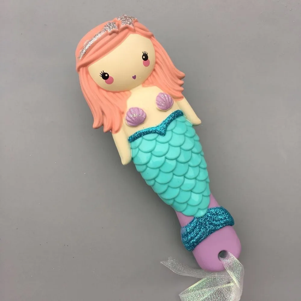 Disney Princess Comb Frozen Elsa The Little Mermaid Ariel Cartoon 3D Stereo Air Cushion Comb Girl's Favorite Gift Disney Princess Comb Frozen Elsa The Little Mermaid Ariel Cartoon 3D Stereo Air Cushion Comb Girl's Favorite Gift