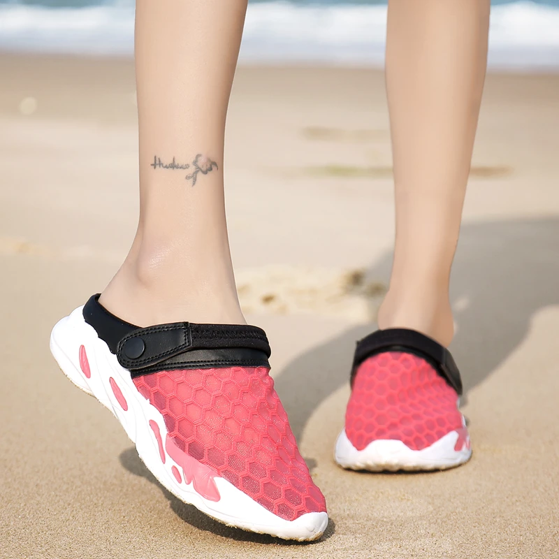 

Shoes Woman Flip Flops Mules Ladies Summer Flat Slippers Outdoor Cute Beach Slippers Slides Clogs Big Size Shoes Woman Sandal