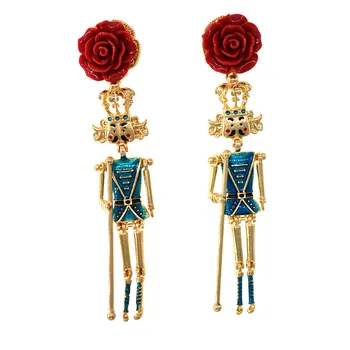

Baroque King Doll Earrings Retro Nutcracker Earrings Puppet Soldier Crystal Flower Earrings Ladies Fashion Jewelry