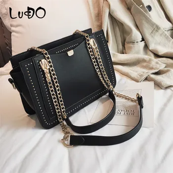 

LUCDO Luxury Rivet Handbags Women Bags Designer Brand Tote Casual PU Leather Chain Shoulder Crossbody Bags for women sac a main