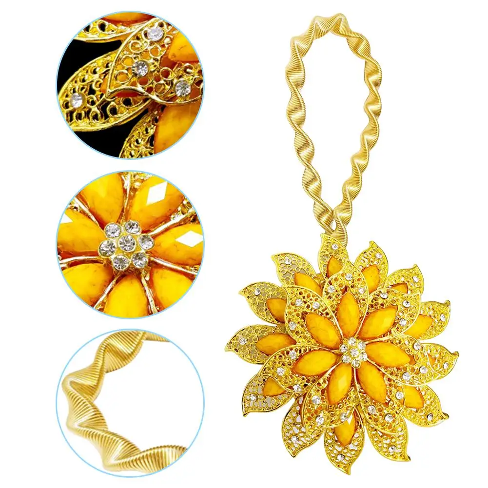 

1 Pc Spring Rhinestone Steel Wire Magnetic Curtain Buckle Flower Shape Home Decoration Acessories European Style Curtain Holder
