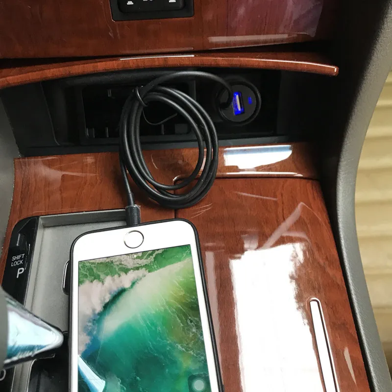 Аксессуары автомобильное зарядное устройство USB для iPhone Samsung быстрая зарядка Benz