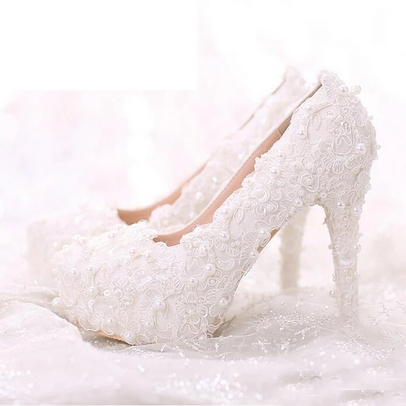 

Comfortable High Heels White Pearl Sweet Lace Bridal Shoes Bouquet Wedding Party Dress Shoes 2018 Latest Beautiful Women Shoes