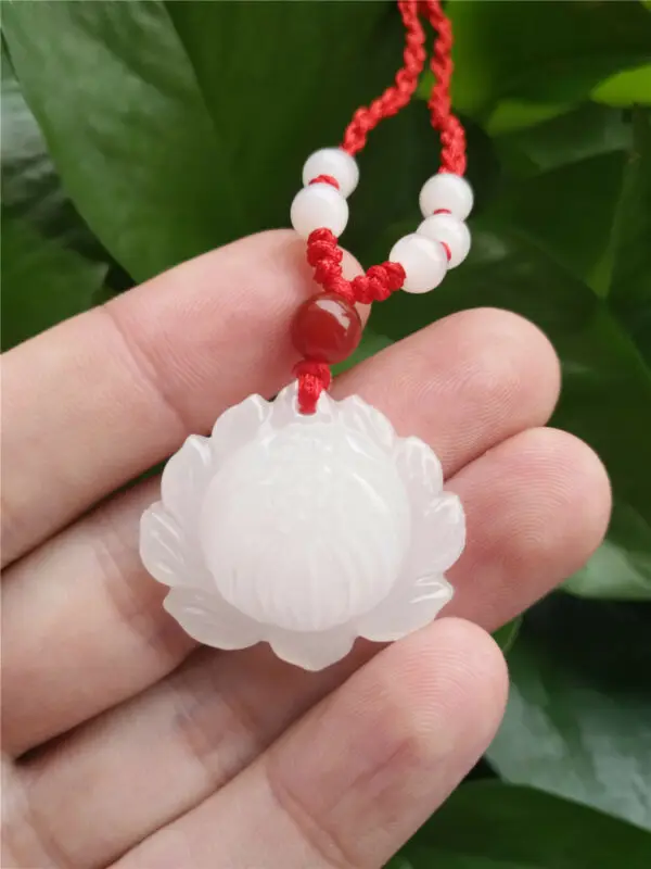 1/2PCS Natural Jade Lotus Necklace Pendant Fashion Lucky Carved Charm Xmas Gift 