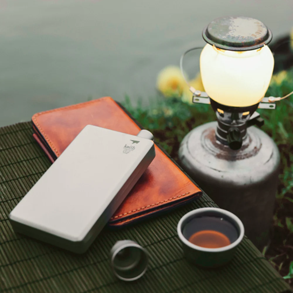 

Keith 120ml Pure Titanium Liquor Hip Flask Funnel Portable Outdoor Tableware Wine Bottle Camping Hiking Camp Cooking Supplies