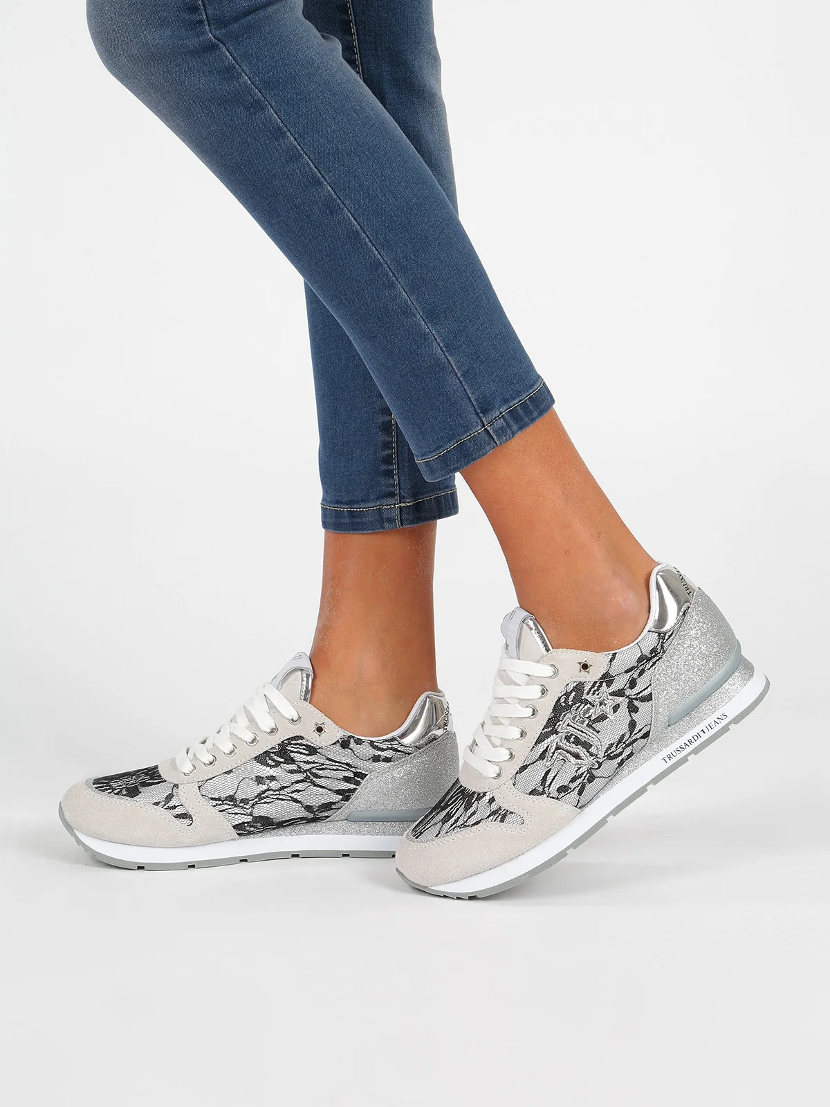 Low sneakers with lace Trussardi Jeans Beigein Women�s