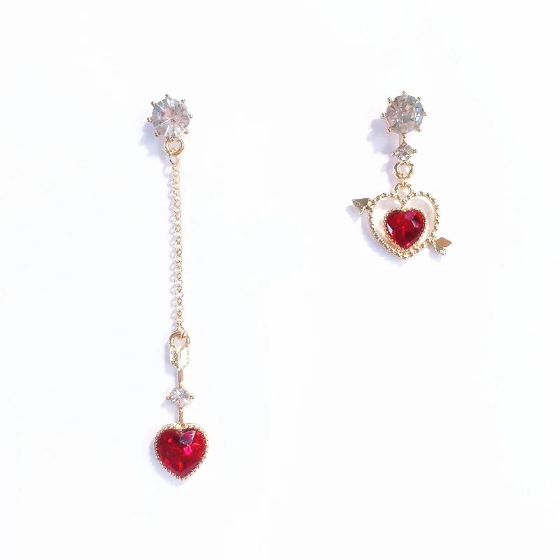 

2019 New Korean Luxury Love Heart Crystal Asymmetric Earrings For Women Romantic Jewelry Sweet Retro Temperament Pendant