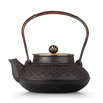 

Japanese old cast iron water kettle handmade teapot purple bamboo tea pot copper cover Chinese kungfu tea retro bottle 0.9L