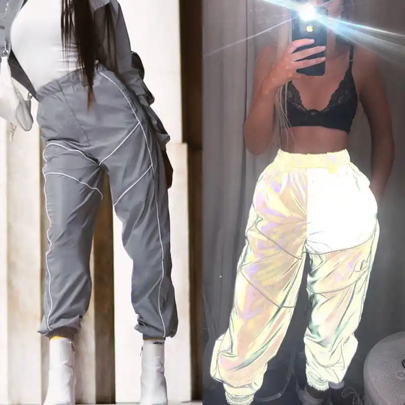 baggy sweatsuit