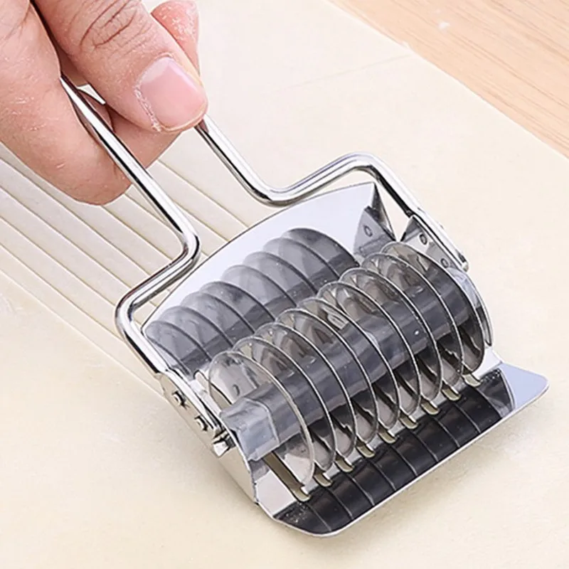 

1Pcs Stainless Steel Household Manual Pressing Machine Multi-Function Rolling Pin Cutting Device Spice Crusher Cooking Tools