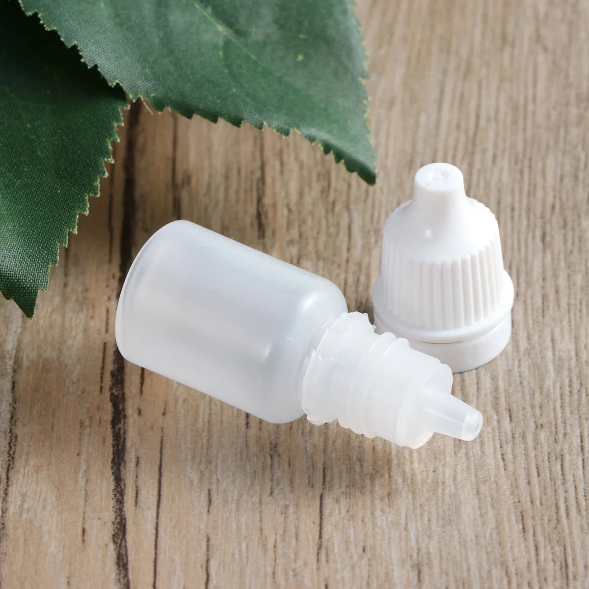 

30Pcs 5ml Empty Plastic Squeezable Dropper Bottles Eye Liquid Dropper Dropping Bottles