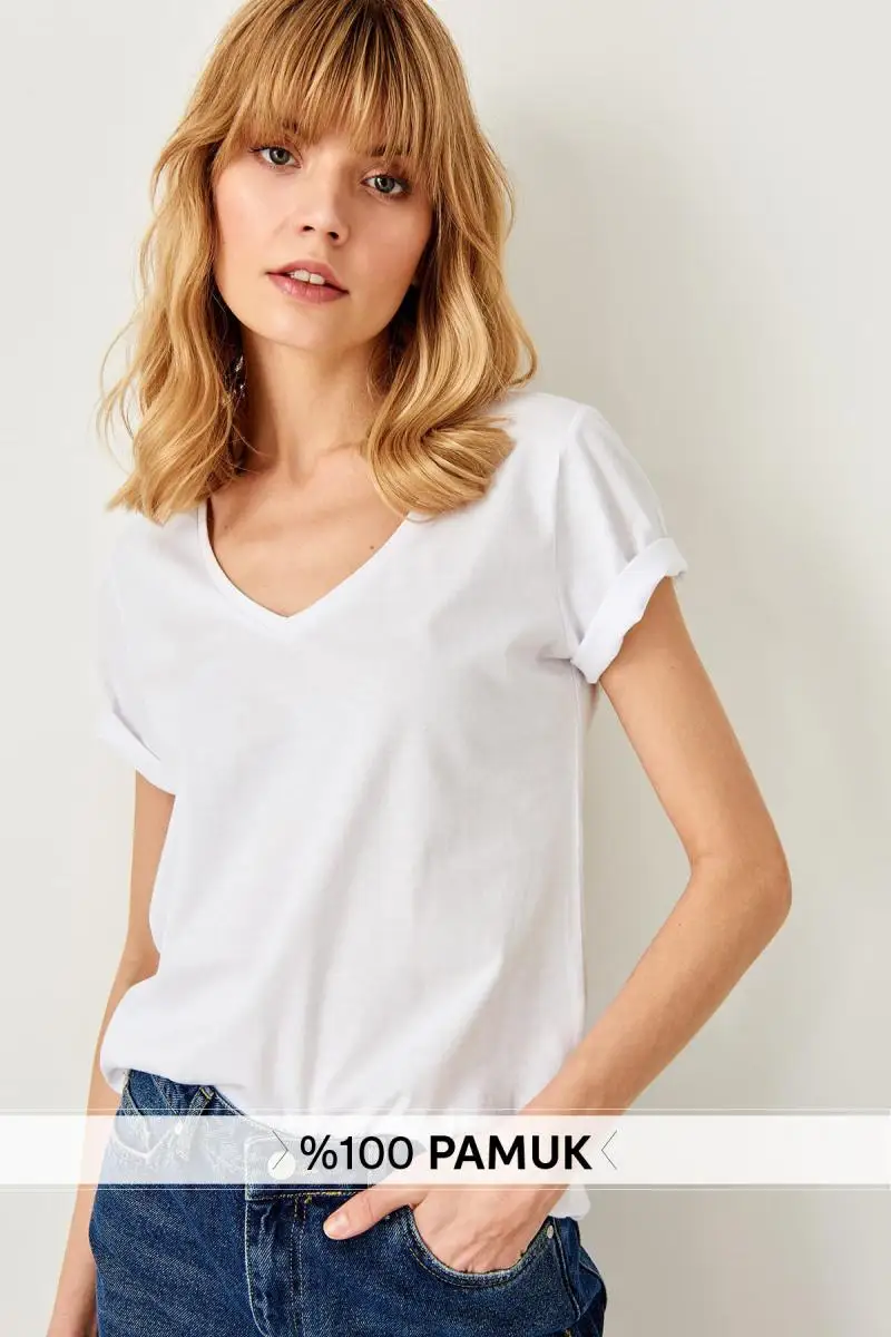 

Trendyol White V-Neck Cotton Basic Knitted T-Shirts TWOSS19BO0064