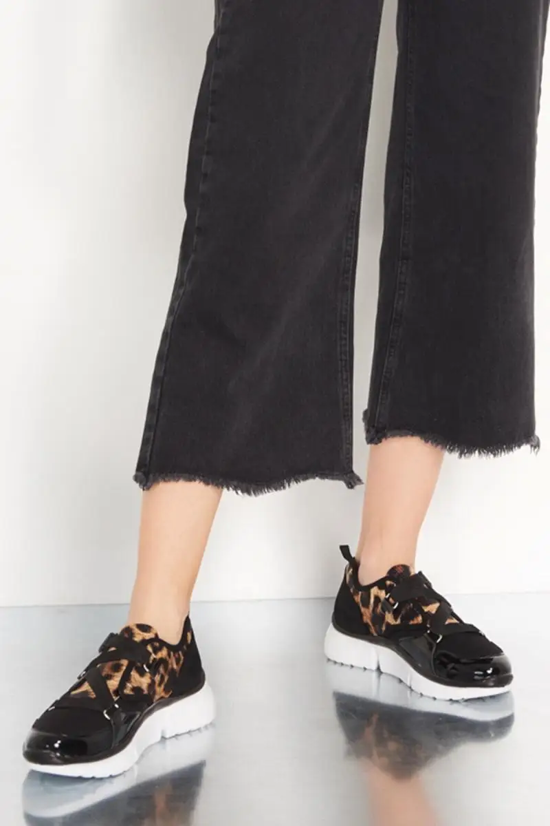 

SOHO Black Leopard Women 'S Sneaker 12636