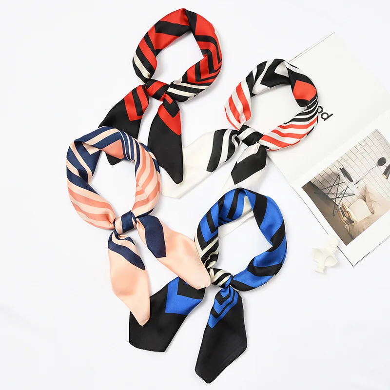 

Vintage Small Silk Neck Scarf Korean Style Fashion Print Women Kerchief Joker Decoration Literature Autumn Scarves Woman Bandana