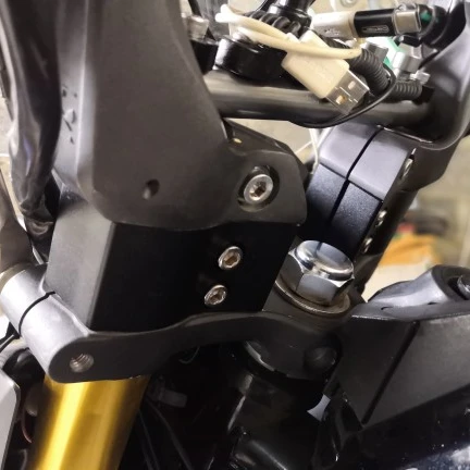 

CNC Machining Handlebar Risers Bar Clamp Extend Adapter For HONDA CB190R CBF190R CB 190 R
